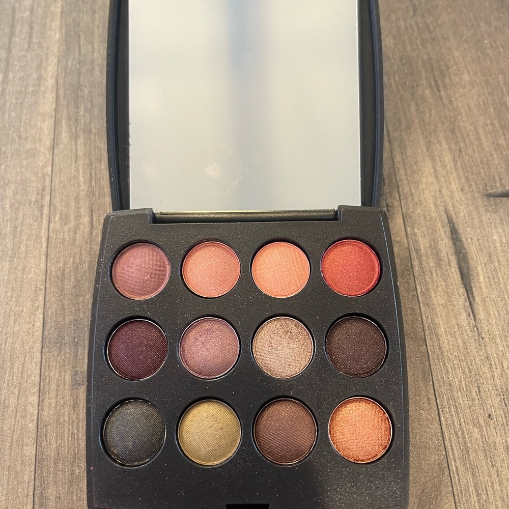 Coastal Scents Go Palette